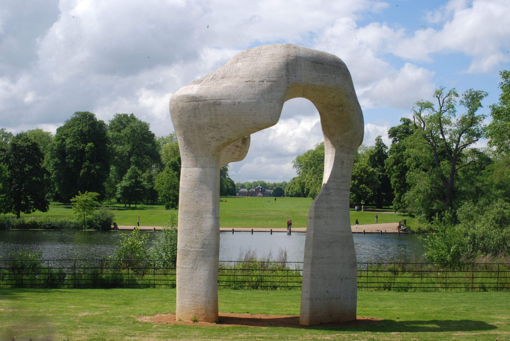The Wick - Discover Henry Moore