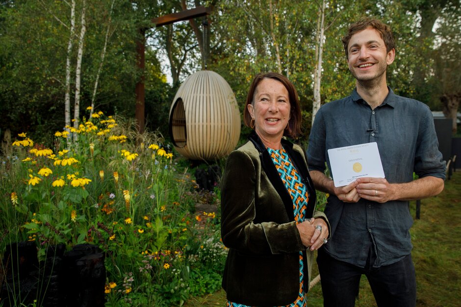 The Wick Culture - Designers Sarah Mead and Tom Massey pose with their gold award for The Yeo Valley Organic Garden at RHS Chelsea Flower Show 2021, Tuesday September 21, 2021.   The show is being held, for the first time ever during autumn, in the wake of the COVID pandemic.  Limited tickets are available for this one-off RHS show, which opens to the public Tuesday..RHS / Luke MacGregor