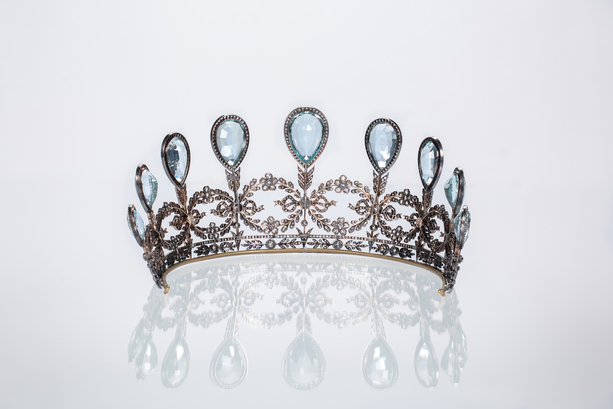 The Wick Culture - Aquamarine and diamond tiara by Fabergé. Photography courtesy of HMNS