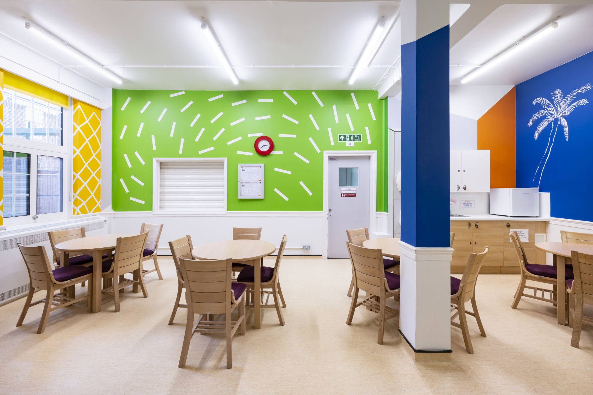 The Wick Culture - Naomi Frears, Bethlem MBU, Dining Room. Photo by Damian Griffiths. Courtesy of Hospital Rooms