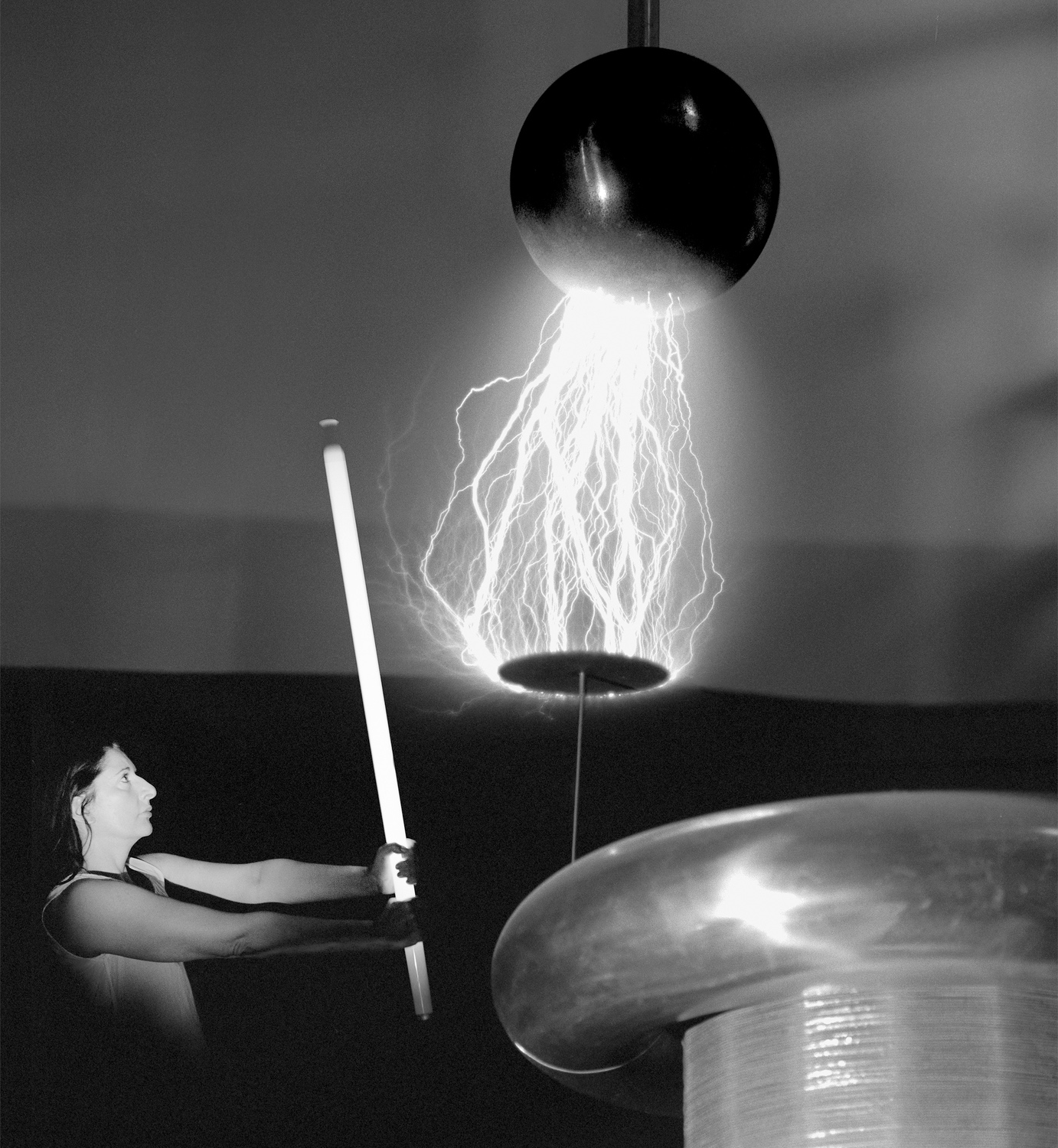 The Wick - Marina Abramović, Count on Us (Tesla Electricity), 2003, C-Print, 200 x 180 cm, The artist and Wilde.
WILDE  
