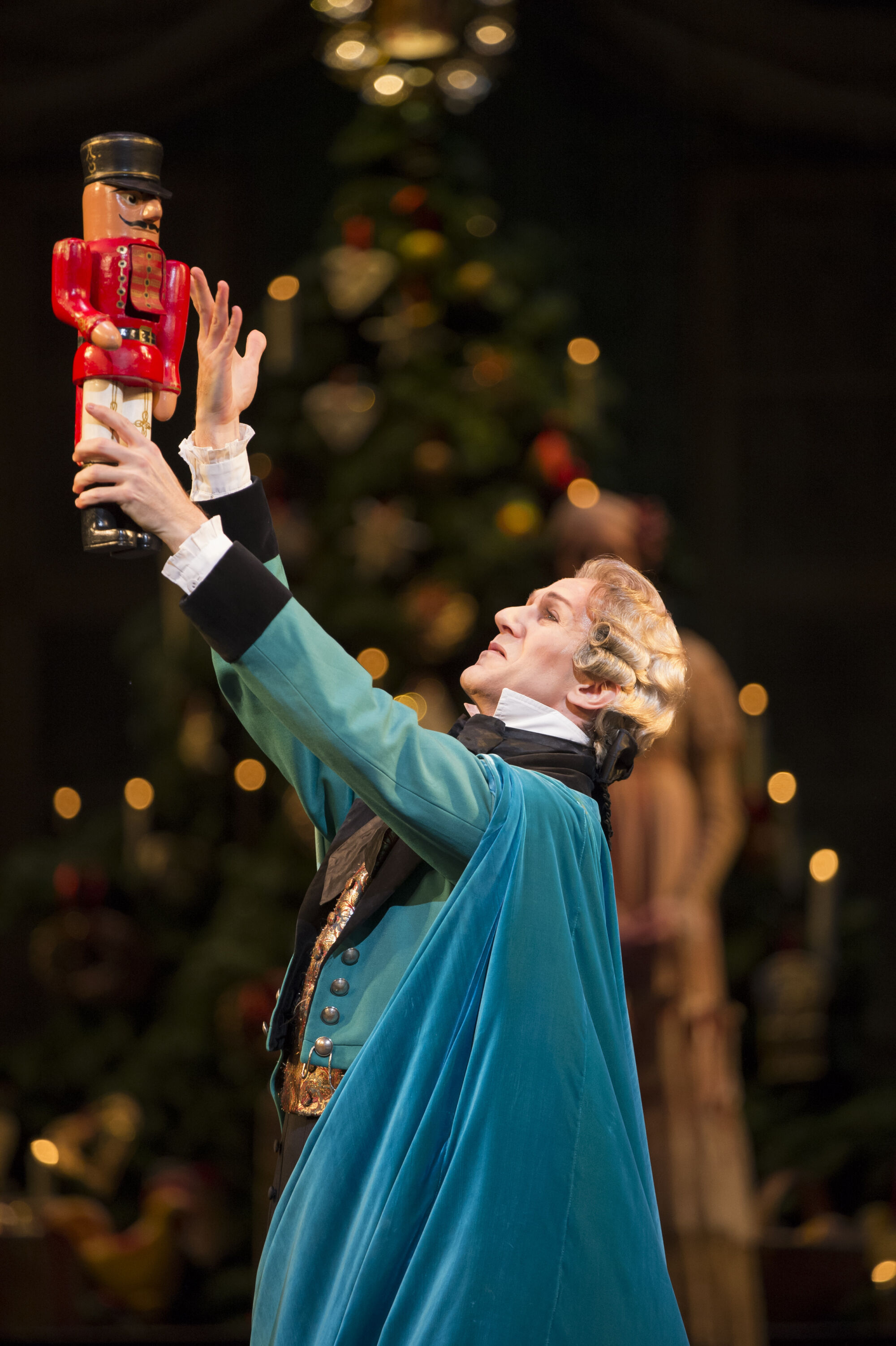 The Wick - NUTCRACKER;The Royal Ballet,
Drosselmeyer; GARY AVIS,
Clara; MEAGHAN GRACE HINKIS,
The Sugar Plum Fairy; ROBERA MARQUEZ,
The Prince; STEVEN McRAE,