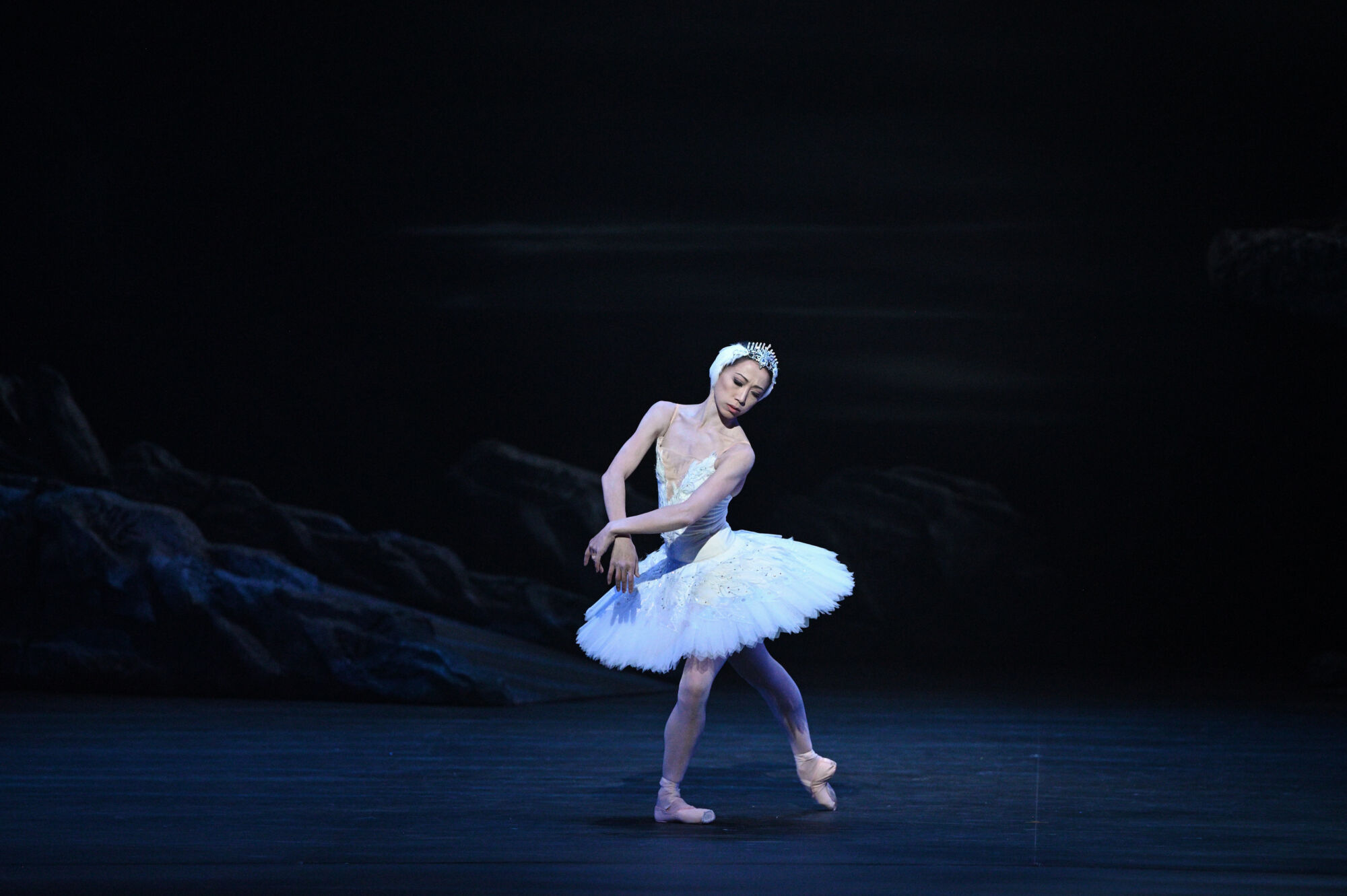 The Wick - Erina Takahashi in Swan Lake (c) Laurent Liotardo 