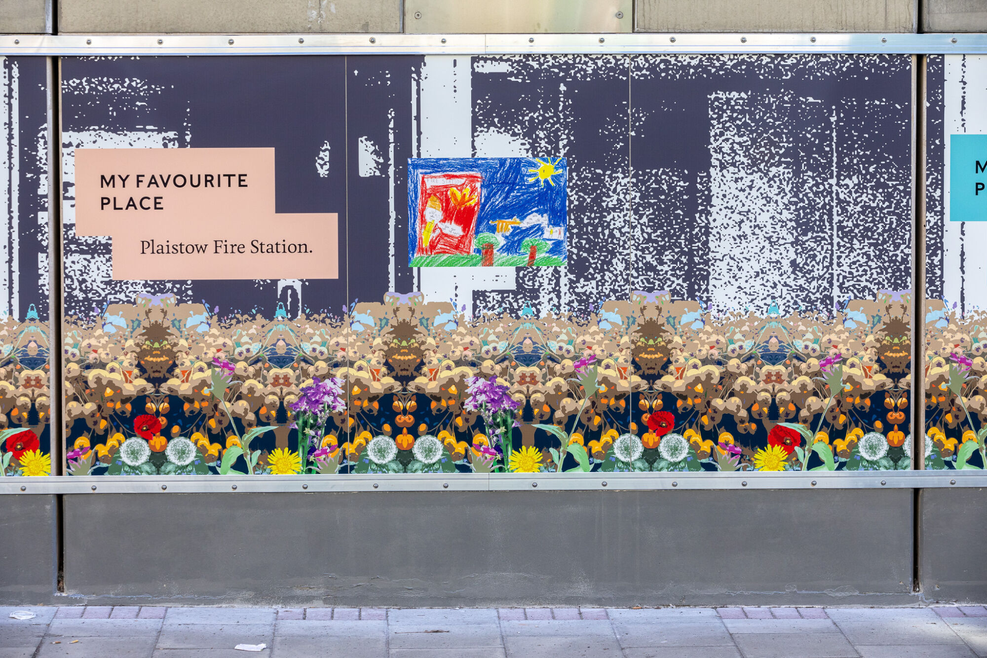 The Wick - Newham Trackside Wall by Sonia Boyce, 2021. Image by Benedict Johnson.