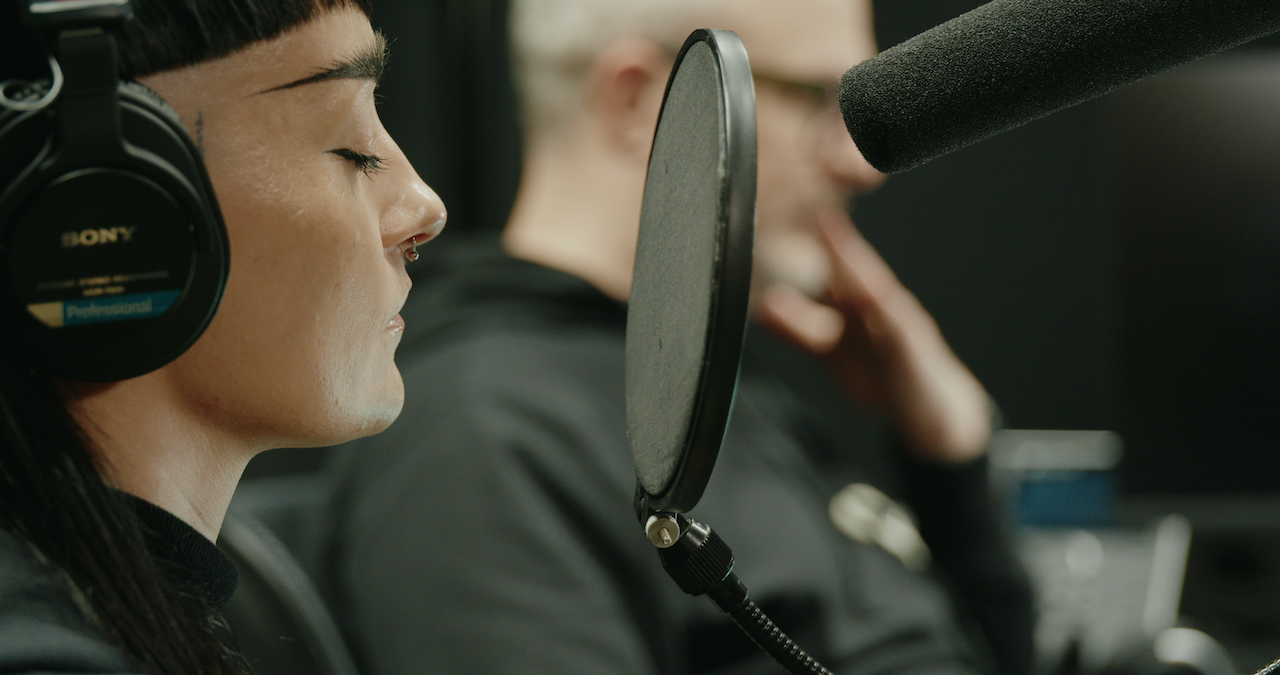 The Wick - Hannah Marshall recording spoken word. Image: H+ 