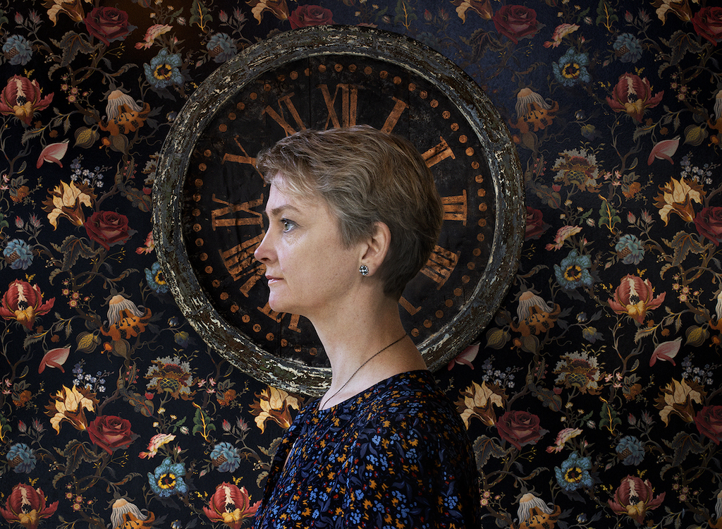 The Wick - Hannah Starkey
Yvette Cooper, 209 Women. London 2018, 2018
framed c-type print mounted on aluminium
50.8 x 60.9 cm
© Hannah Starkey, courtesy Maureen Paley,
London