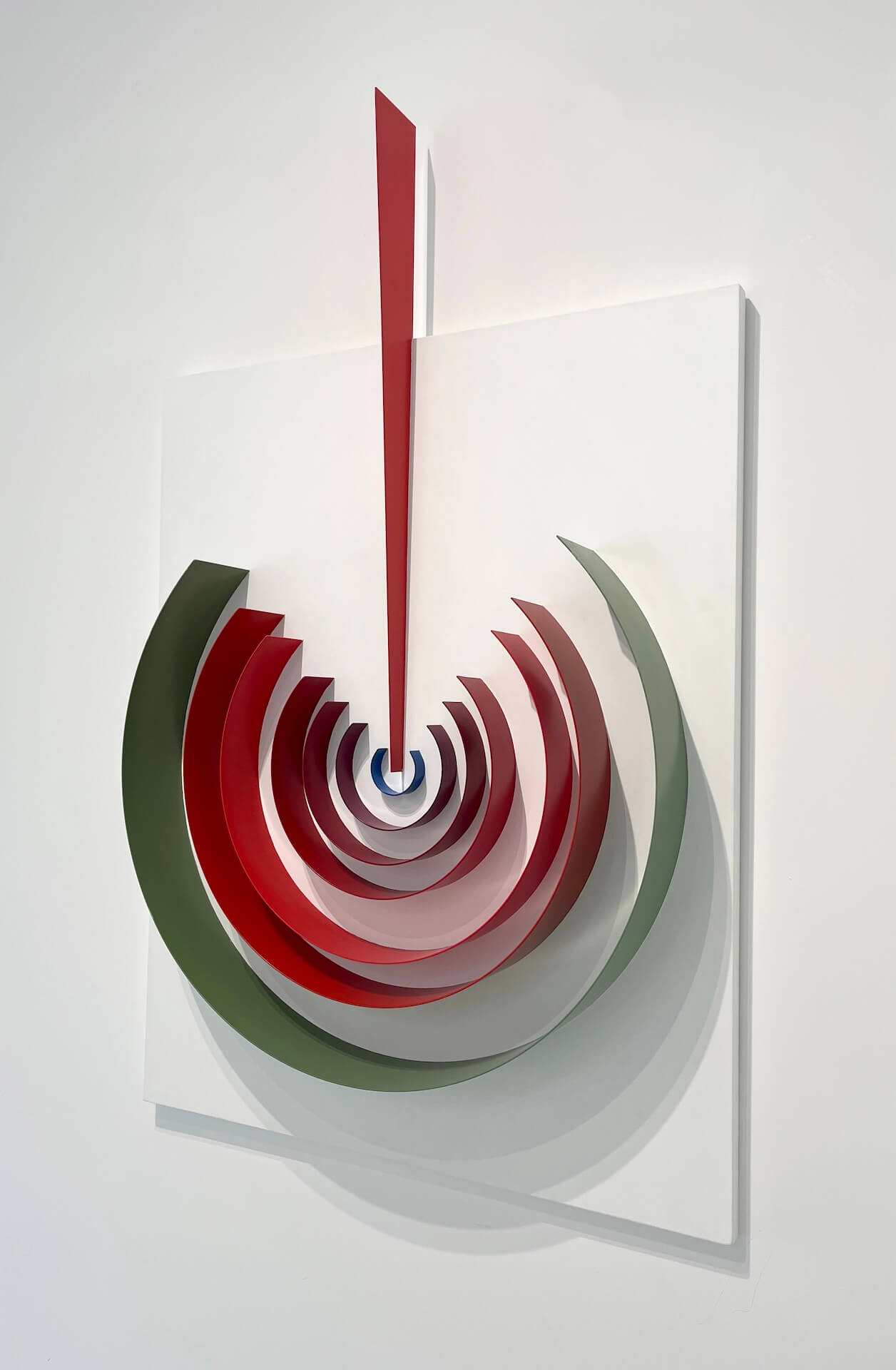 The Wick Culture - Suzanne Blank Redstone, The Core, 2019, Powdercoated aluminium on painted tricoya, 144 x 91 x 17cm. Image courtesy of the artist and CLOSE gallery.