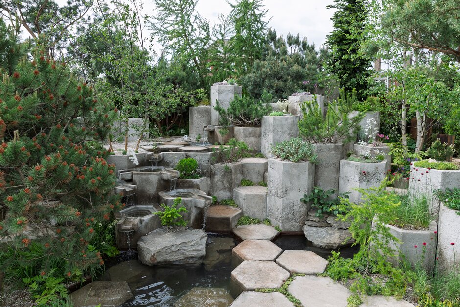 The Wick Culture - The British Red Cross Here for Humanity Garden. Designed by John Warland and Tom Bannister. Small Show Garden. RHS Chelsea Flower Show 2025