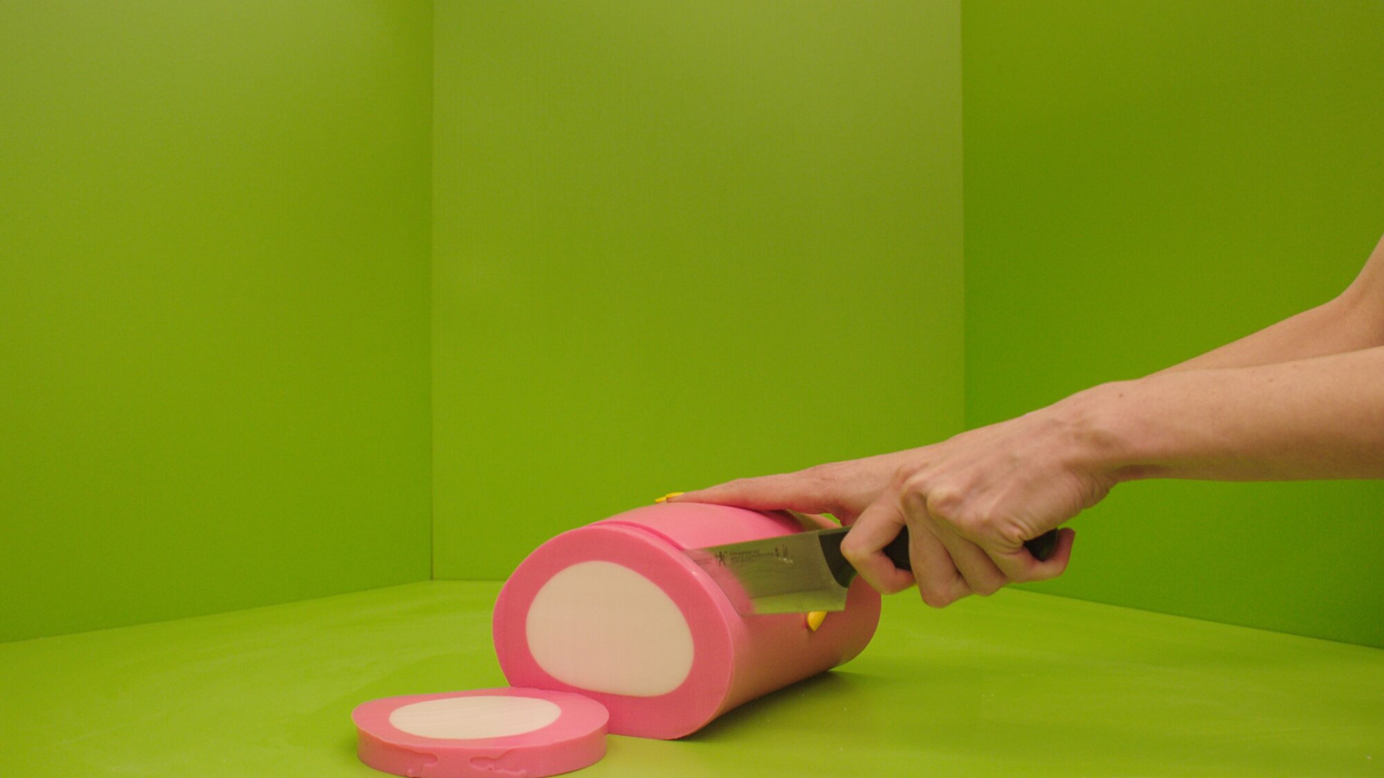 The Wick Culture - Mika Rottenberg Spaghetti Blockchain (Video Still) 2019. © Mika Rottenberg Courtesy the artist and Hauser & Wirth