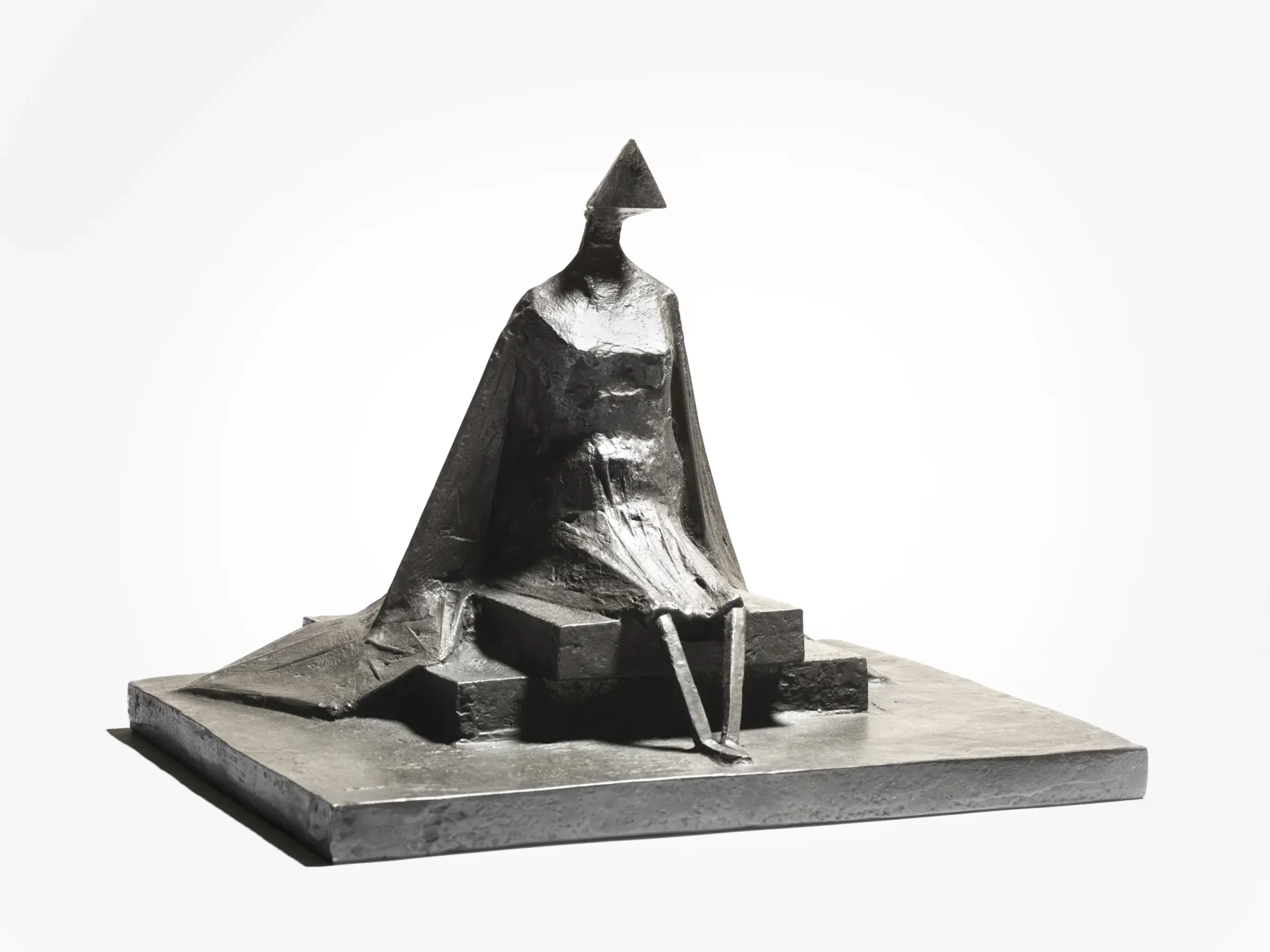 The Wick Culture - Lynn Chadwick, Sitting Woman in Robes III 1987. Courtesy of the Artist and Pangolin London