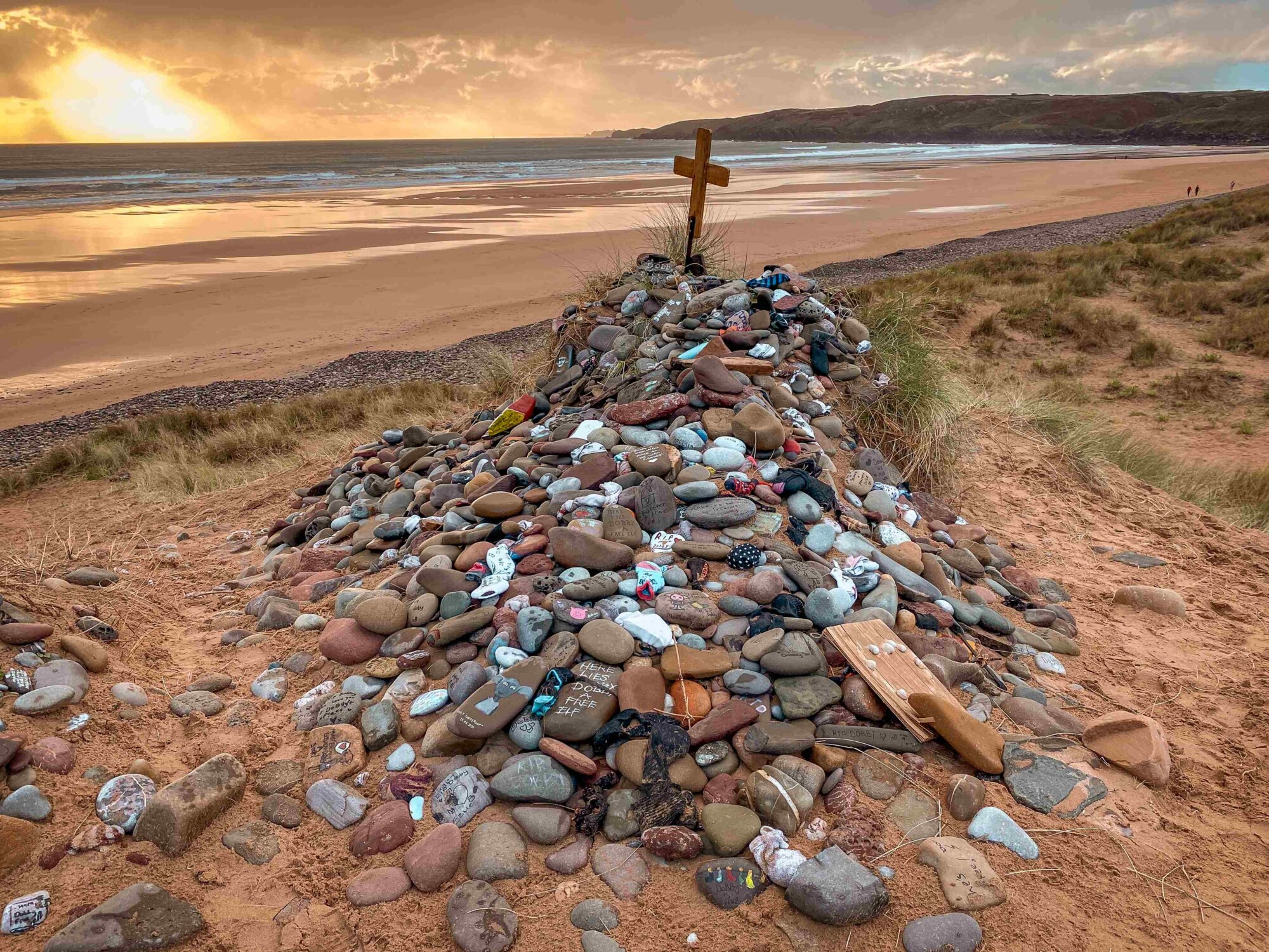 The Wick Culture - Dobby’s Grave at Sunset by Sophie Pearce / Third Eye Traveller. Paying Respects to Dobby the Free Elf
