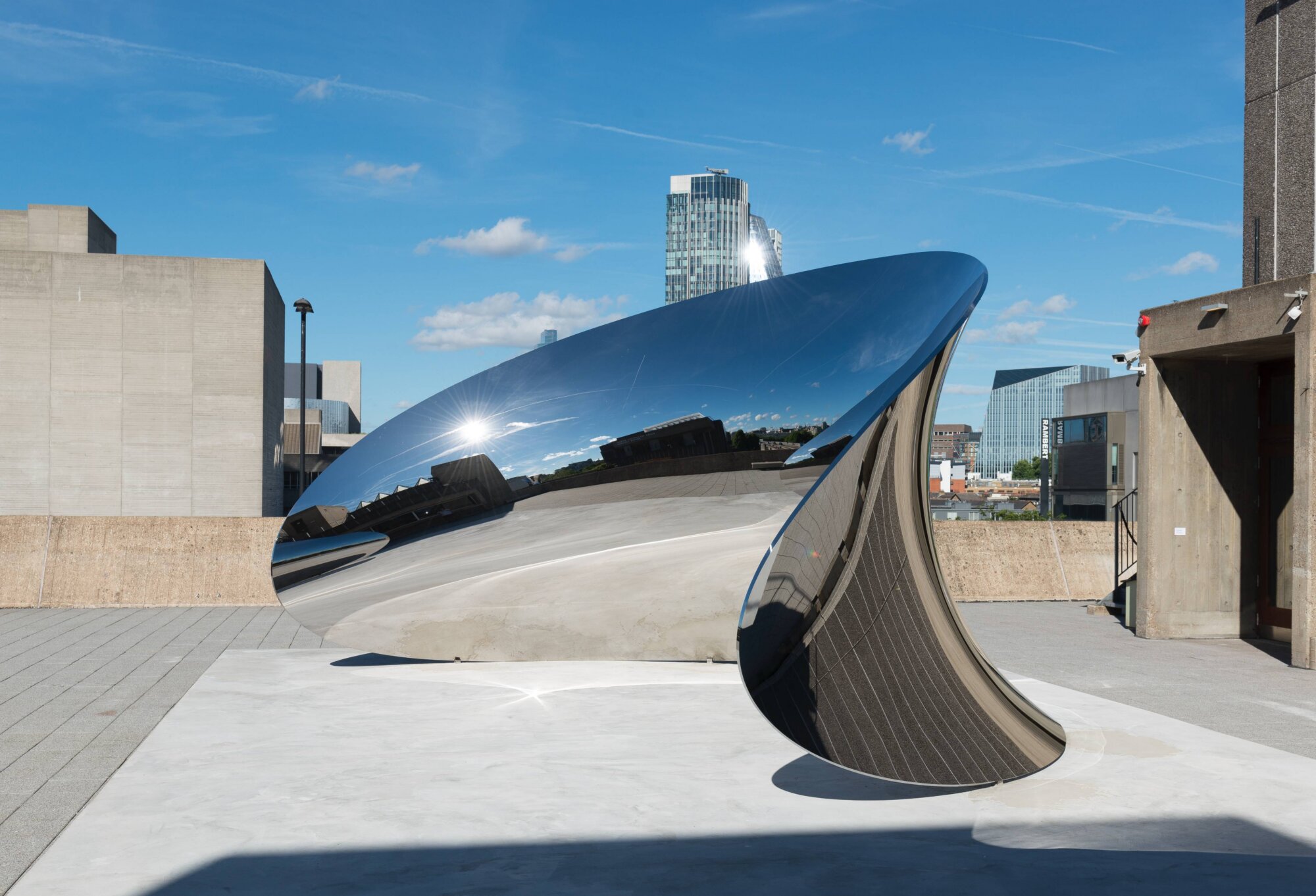 The Wick Culture - Installation view of Anish Kapoor, Tsunami
(2025). Photo: Dave Morgan. Courtesy of the
Hayward Gallery and the artist. © Anish Kapoor.
All rights reserved, DACS, 2026.