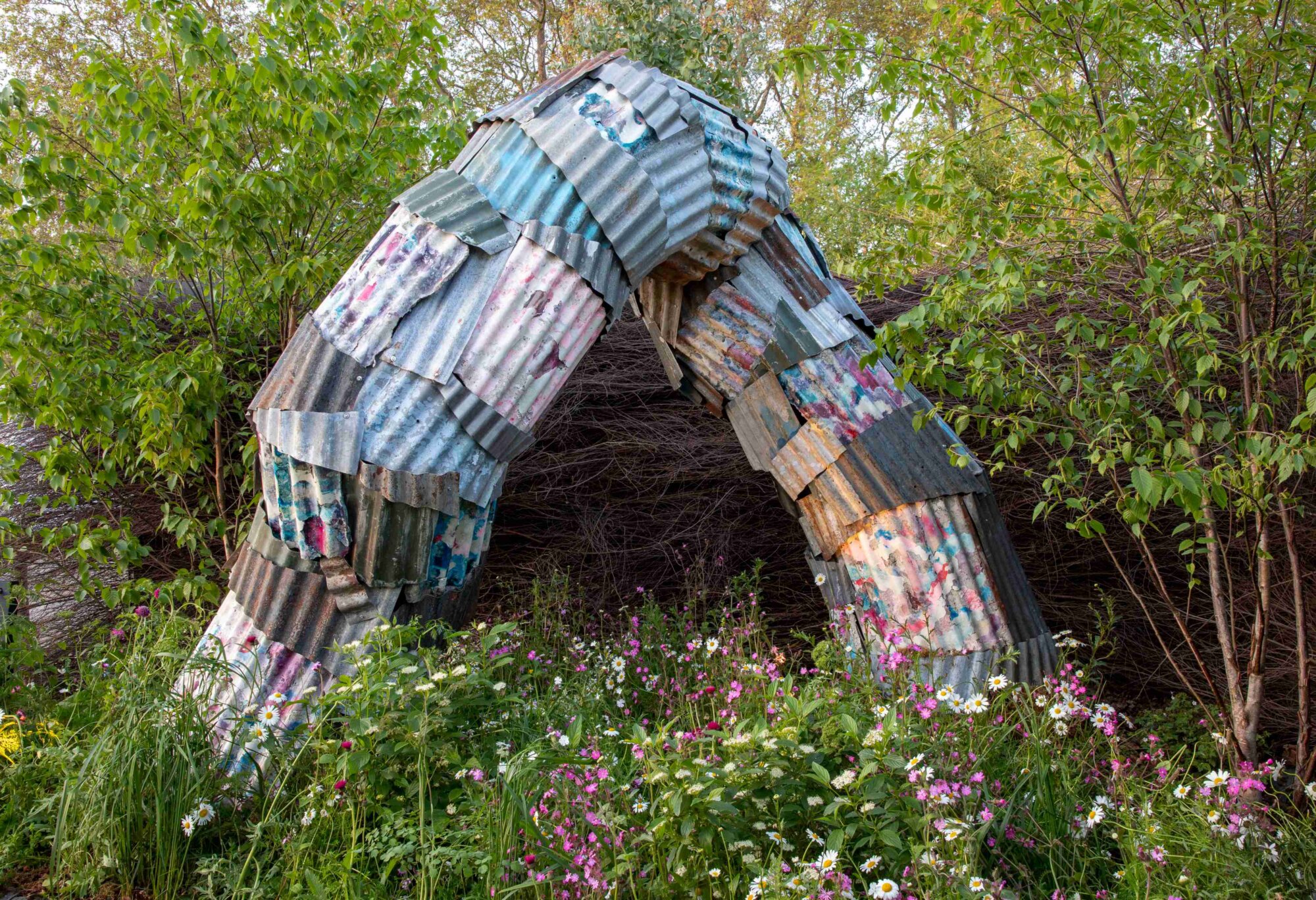 The Wick Culture - Catriona Robertson, WYRM, 2026. Photo Saatchi Gallery Garden, RHS Chelsea Flower Show. Photography Stephen Studd. Courtesy of the artist and The Muse Gallery